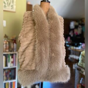 Fuzzy tan zip vest